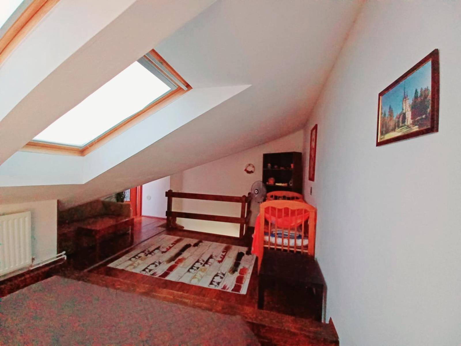 Lovely Central Apartment Brasov Ngoại thất bức ảnh